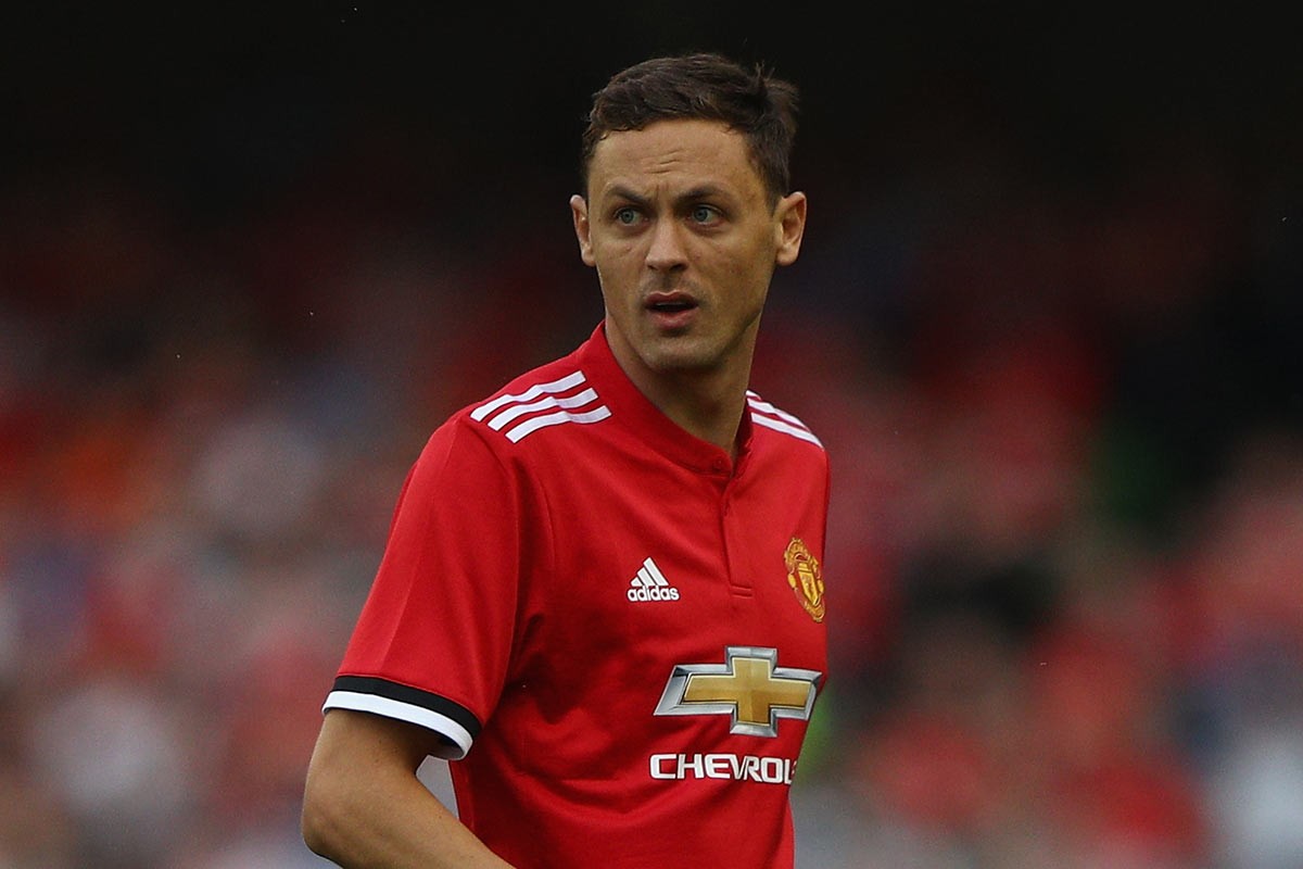 球员更多的 球员更多的